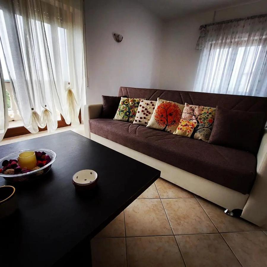 Roxy Bellavista Apartamento Cogna Exterior foto